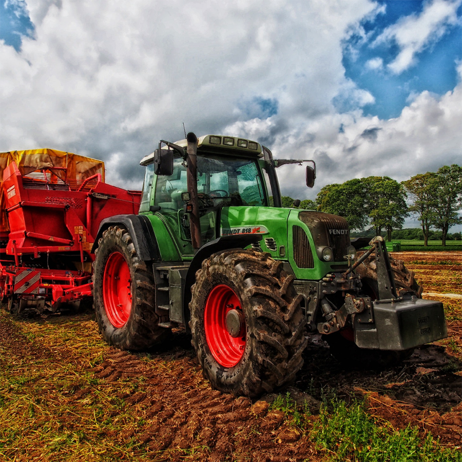 Tractor - Green - Red - CARGA - Capital Asset Rental Group Australia